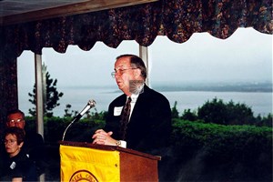 Image description is not available for 2000.450